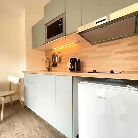 Apartment Beaux Arts Avec Clim Et Terrasse